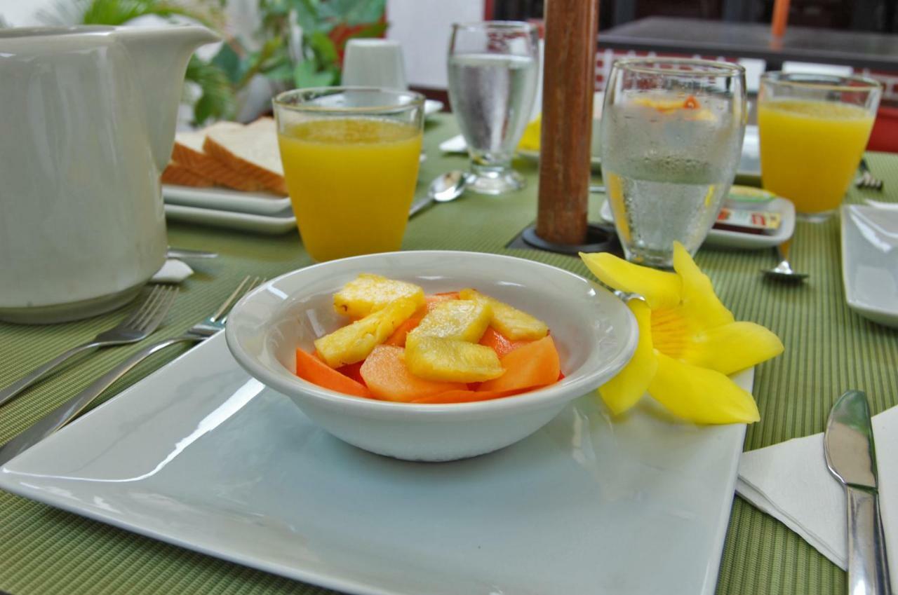 Hotel Puertas De Cartagena ภายนอก รูปภาพ